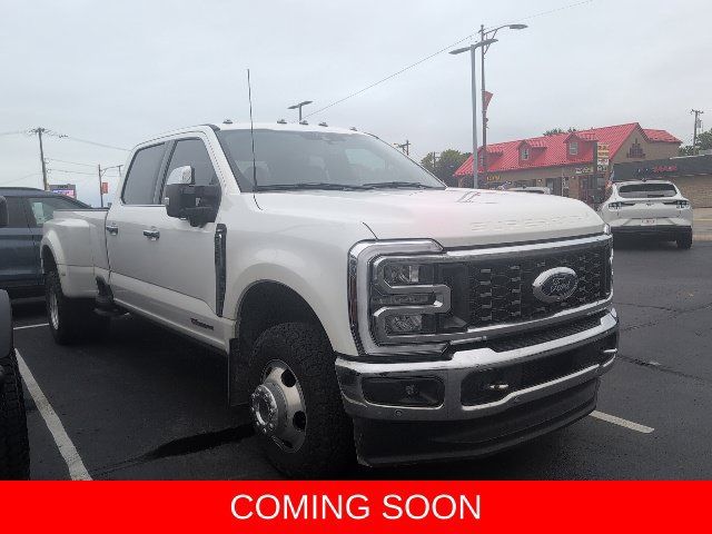 Used 2024 Ford F350 Lariat w/ Lariat Ultimate Package AWD/4WD image 1