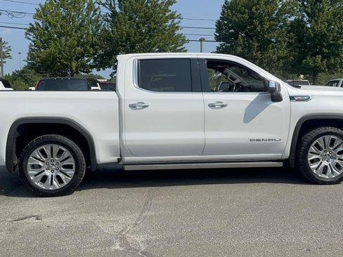 Used 2020 GMC Sierra 1500 Denali w/ Denali Ultimate Package AWD/4WD image 3