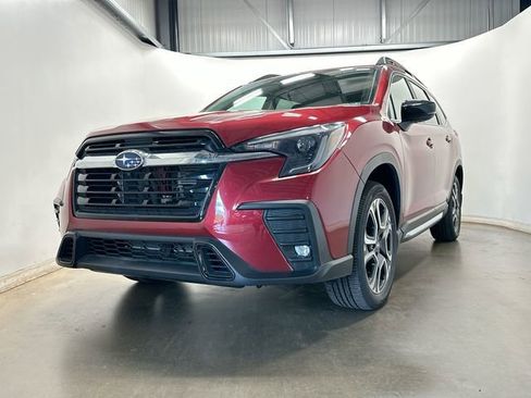Used 2025 Subaru Ascent Limited AWD/4WD image 32