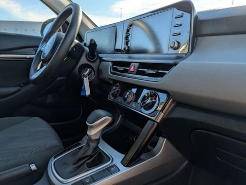 Used 2024 Kia Seltos LX image 21