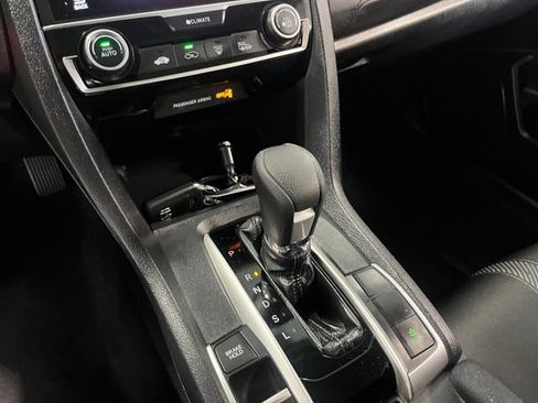 Used 2018 Honda Civic EX image 30