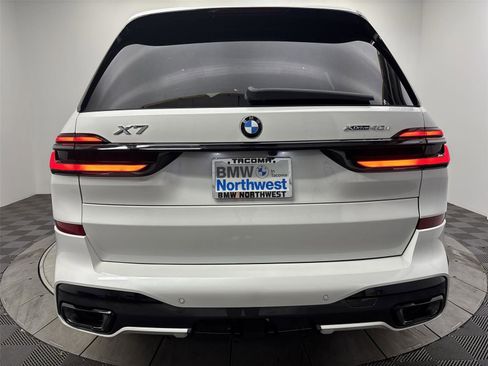 New 2026 BMW X7 xDrive40i w/ M Sport Package image 15
