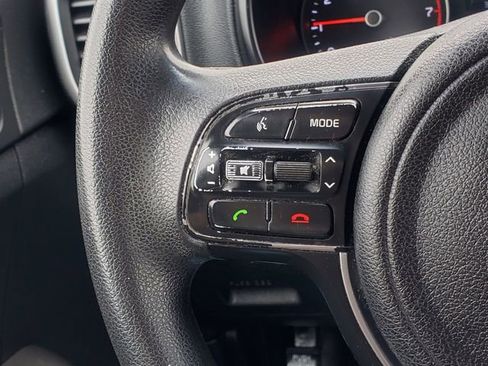 Used 2017 Kia Sportage LX FWD image 18