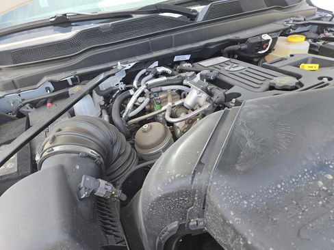 New 2026 RAM 2500 Tradesman AWD/4WD image 21