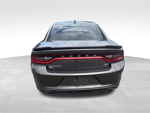 Used 2022 Dodge Charger R/T w/ Plus Group RWD image 7