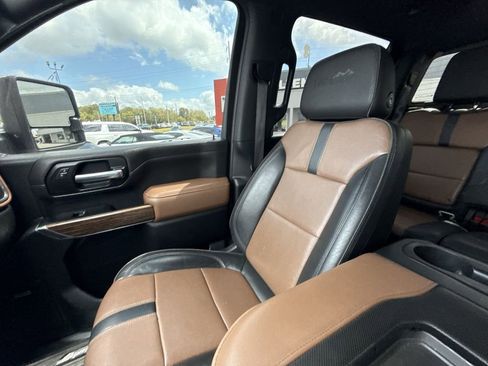 Used 2020 Chevrolet Silverado 2500 High Country AWD/4WD image 31