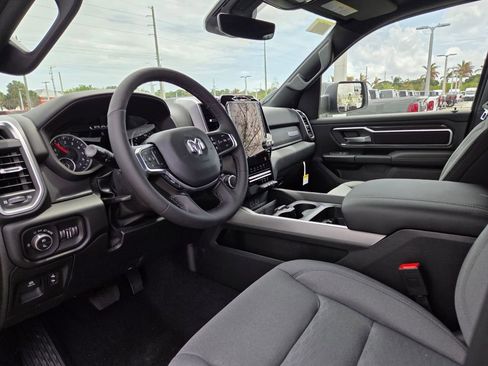 New 2026 RAM 1500 Big Horn AWD/4WD image 13
