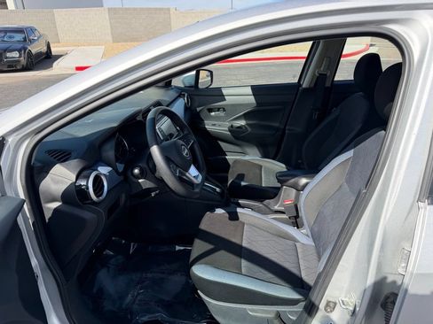 Used 2024 Nissan Versa SV FWD image 11