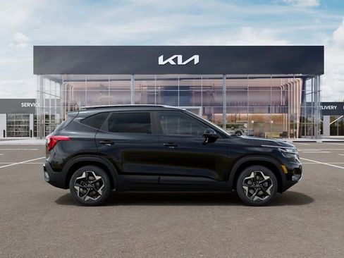 New 2026 Kia Seltos S AWD/4WD image 8