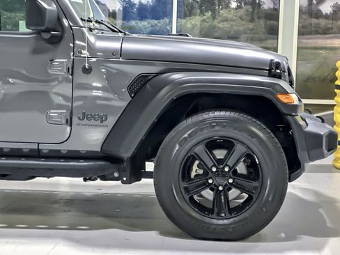 Used 2023 Jeep Wrangler Unlimited Sport AWD/4WD image 34