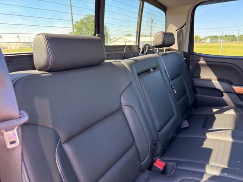 Used 2019 Chevrolet Silverado 2500 LTZ w/ Duramax Plus Package AWD/4WD image 36