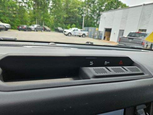 Certified 2025 Ford Bronco 2-Door AWD/4WD image 15
