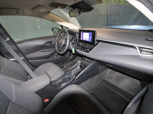 Used 2023 Toyota Corolla LE image 16