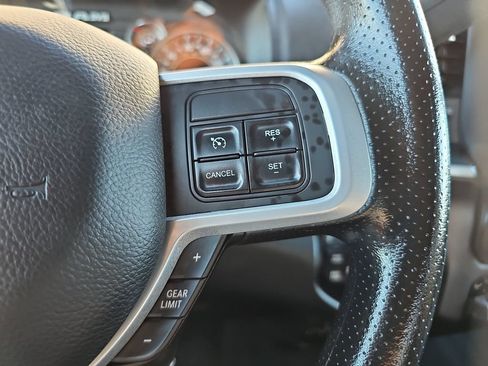 Used 2022 RAM 2500 Big Horn AWD/4WD image 12