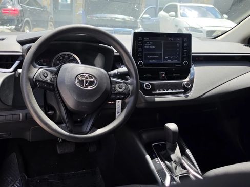 Used 2021 Toyota Corolla LE FWD image 10