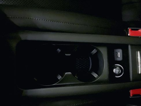 Used 2024 Bentley Continental GT image 24