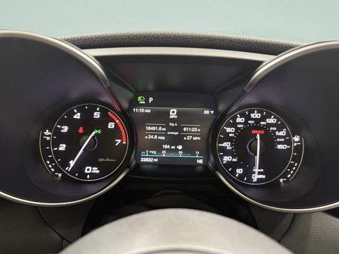 Used 2022 Alfa Romeo Giulia Ti image 26