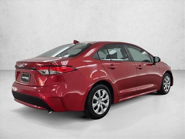 Used 2020 Toyota Corolla LE FWD image 5