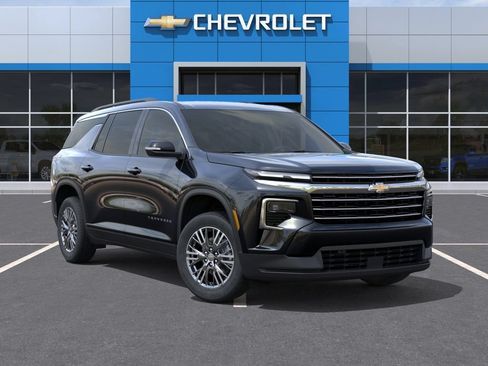New 2027 Chevrolet Traverse LT w/ LPO, Floor Liner Package AWD/4WD image 7