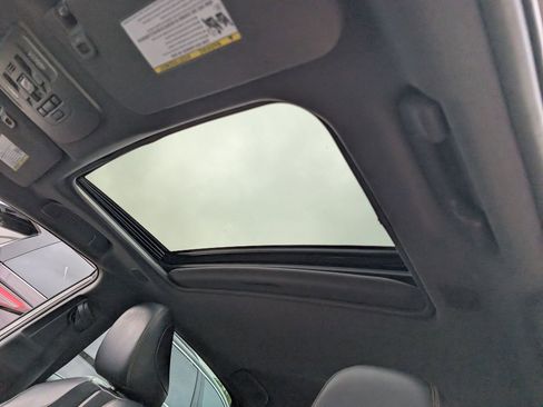 Used 2019 Toyota Avalon Touring w/ Advanced Safety Package image 26