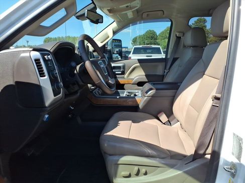 Used 2017 GMC Sierra 3500 SLT w/ Duramax Plus Package image 17