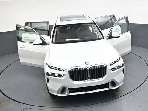 New 2026 BMW X7 xDrive40i image 38