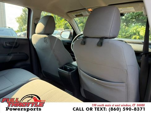 Used 2018 Toyota Tacoma SR AWD/4WD image 15