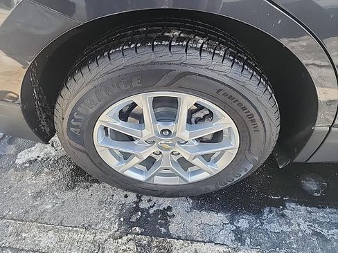 Used 2022 Chevrolet Equinox LT image 8