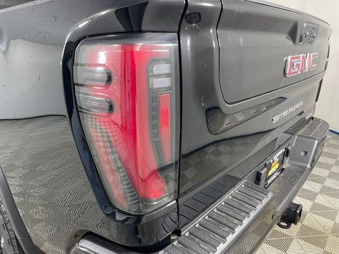 New 2026 GMC Sierra 2500 AT4 w/ AT4 Premium Plus Package AWD/4WD image 18