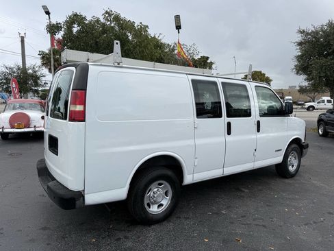 Used 2006 Chevrolet Express 2500 image 8