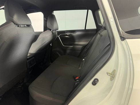 Used 2025 Toyota RAV4 SE AWD/4WD image 26