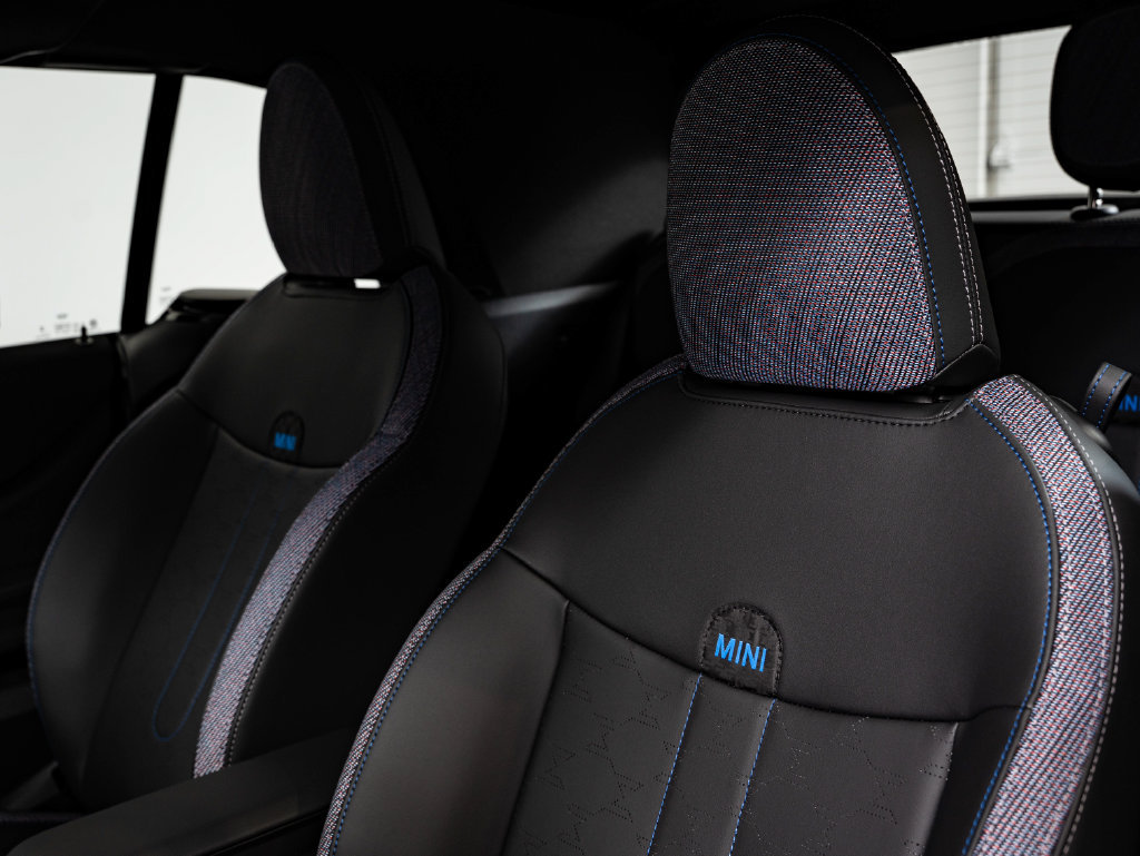 New 2026 MINI Cooper S FWD image 25