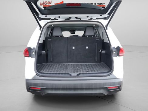 Certified 2024 Toyota Grand Highlander XLE image 10