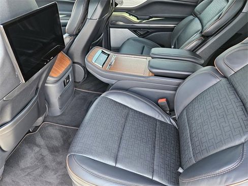 New 2025 Lincoln Navigator Black Label image 26