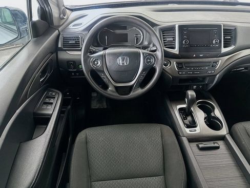 Used 2019 Honda Ridgeline Sport image 4