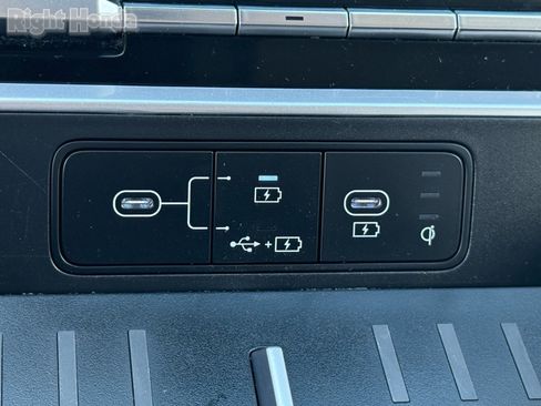 Used 2024 Hyundai Santa Fe SEL image 23