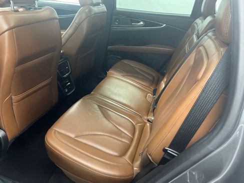Used 2023 Lincoln Nautilus Reserve w/ Monochromatic Package AWD/4WD image 11
