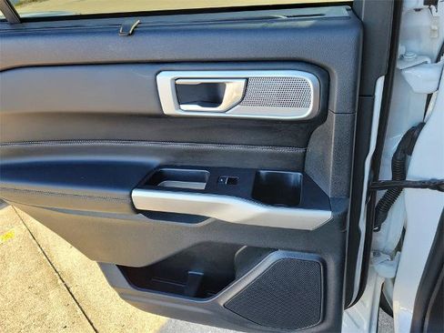 Certified 2023 Ford Explorer Limited w/ Equipment Group 301A image 14