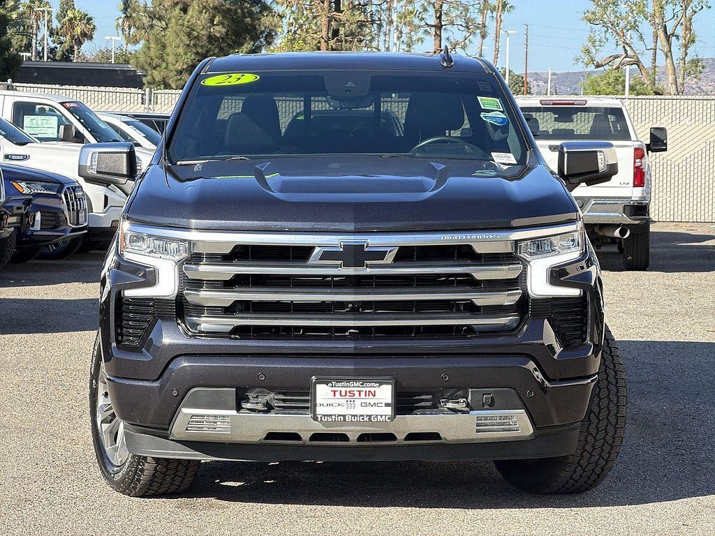 Used 2023 Chevrolet Silverado 1500 High Country w/ Technology Package AWD/4WD image 2