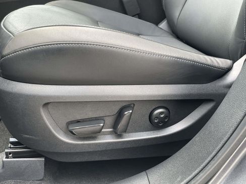 Used 2023 INFINITI QX50 Luxe FWD image 15