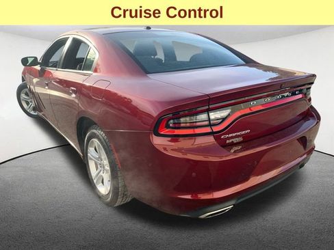 Used 2020 Dodge Charger SXT w/ Travel & Safety Group image 10