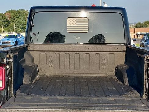 Used 2024 Jeep Gladiator Sport AWD/4WD image 15