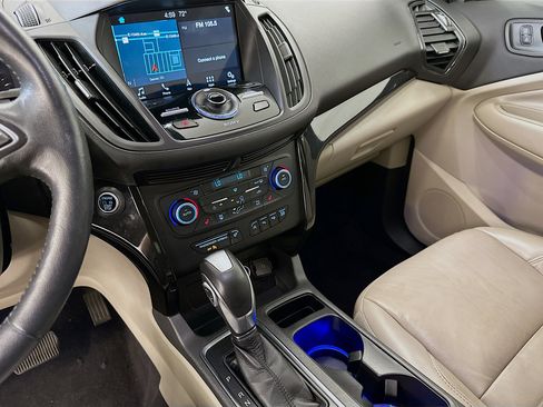 Used 2019 Ford Escape Titanium AWD/4WD image 26