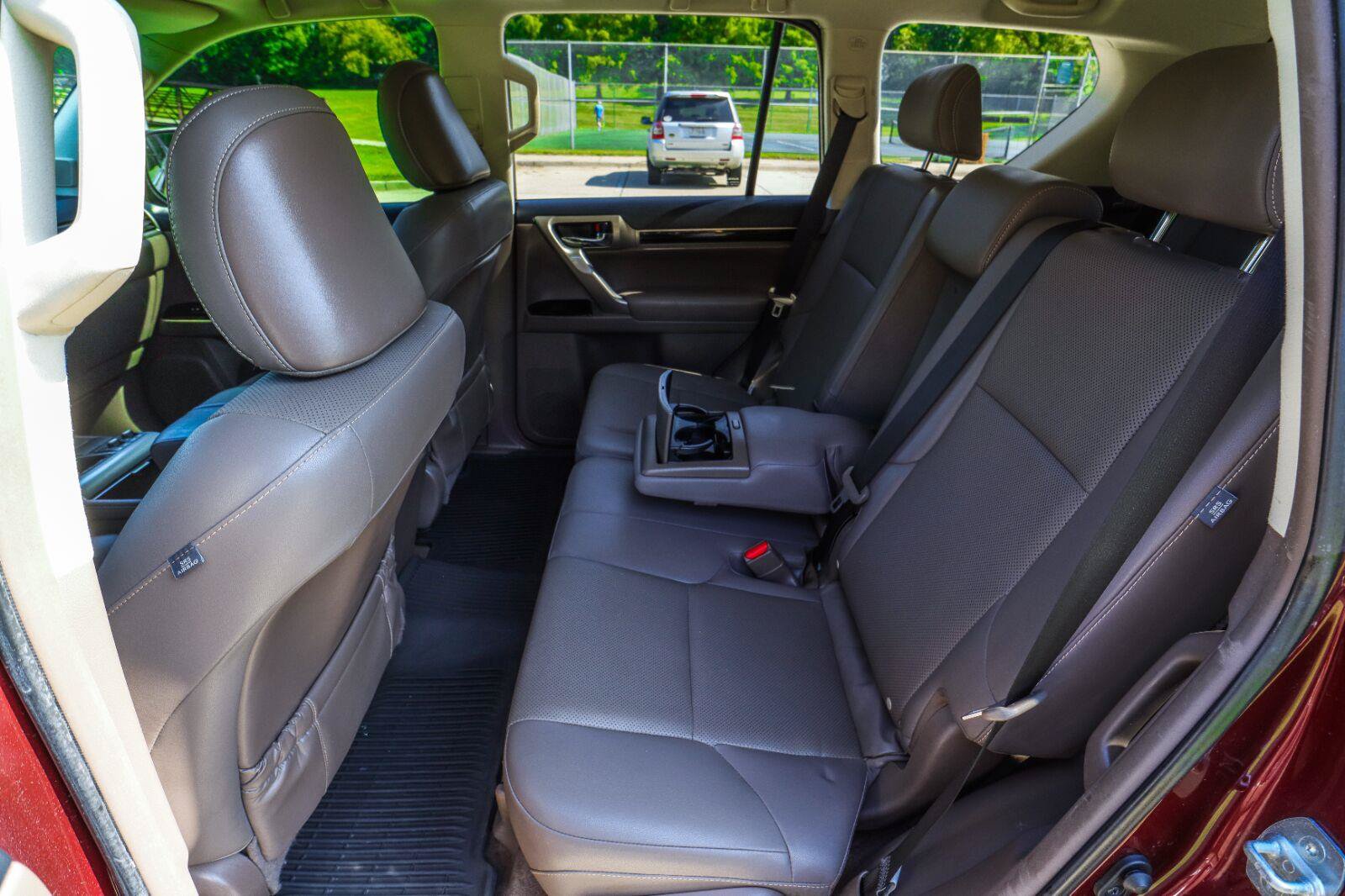 Used 2018 Lexus GX 460 w/ Navigation Package AWD/4WD image 37