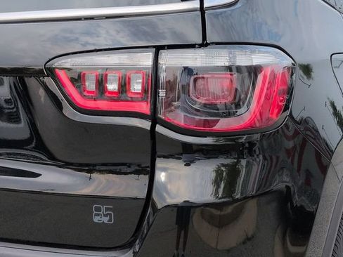 New 2026 Jeep Compass Latitude AWD/4WD image 12