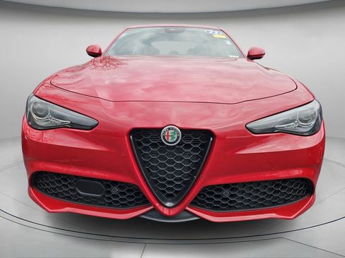 Used 2022 Alfa Romeo Giulia Sprint image 3