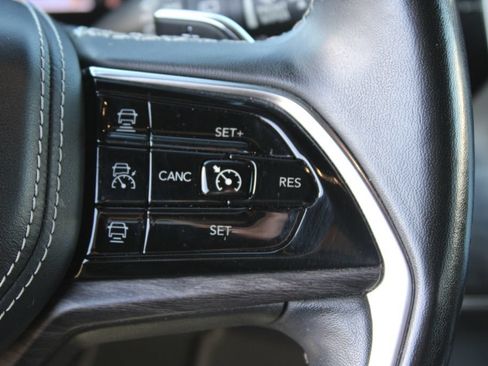 Used 2022 Jeep Grand Cherokee L Overland AWD/4WD image 30