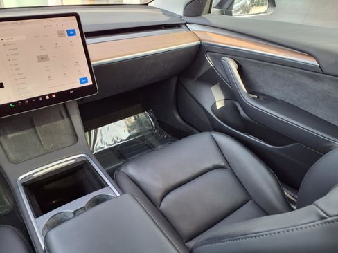 Used 2023 Tesla Model 3 Long Range image 19