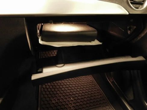 Used 2014 Mercedes-Benz C 250 Coupe image 33