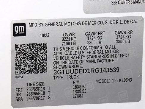 Used 2024 GMC Sierra 1500 SLT AWD/4WD image 36